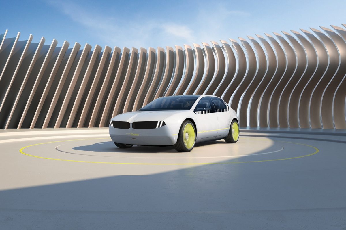 Driving Smarter: How AI Technology is Transforming the Automotive Experience