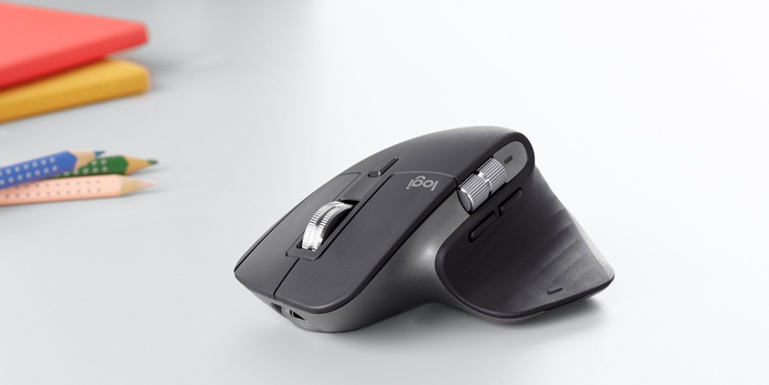 Logitech mx master 3 Logitech makes one of their best in class mouse and keyboards even better