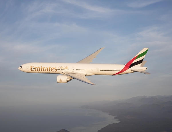 An Emirates aeroplane Emirates announces ban on faulty MacBook Pro laptops
