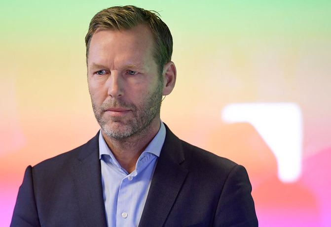 Dennelind was previously CEO of Stockholm-based Telia Co. Du appoints Johan Dennelind as new CEO