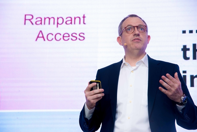 Ayman Majzoub, Senior Director - Private Cloud and Managed Services, Avaya International Avaya ReadyNow private cloud expands data centers to EMEA and APAC Regions