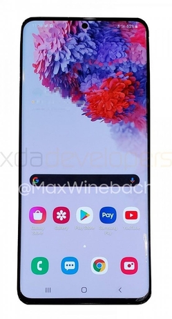 The pinhole camera is now in the center like the Note 10 Samsung Galaxy S20+ leaks ahead of reveal