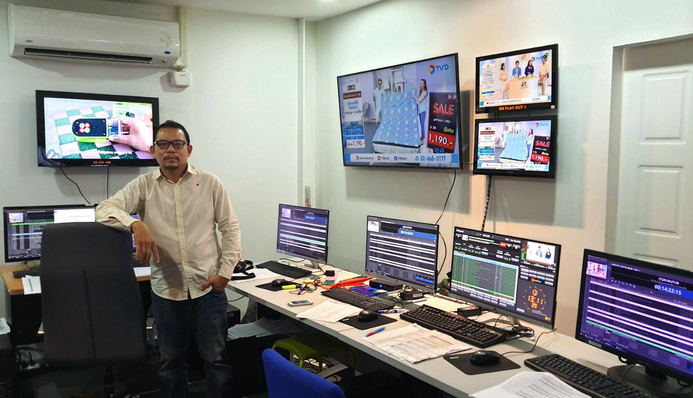 TV Direct's MCR manager Akarachai Tobsin in the network's playout control suite.
Thailand's TV Direct expands with PlayBox Neo