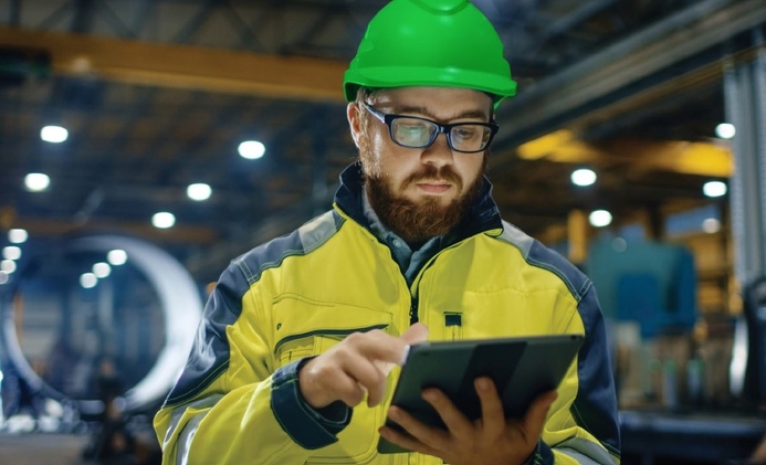 Schneider Electric Schneider Electric offers regional firms free online monitoring and troubleshooting of IT equipment