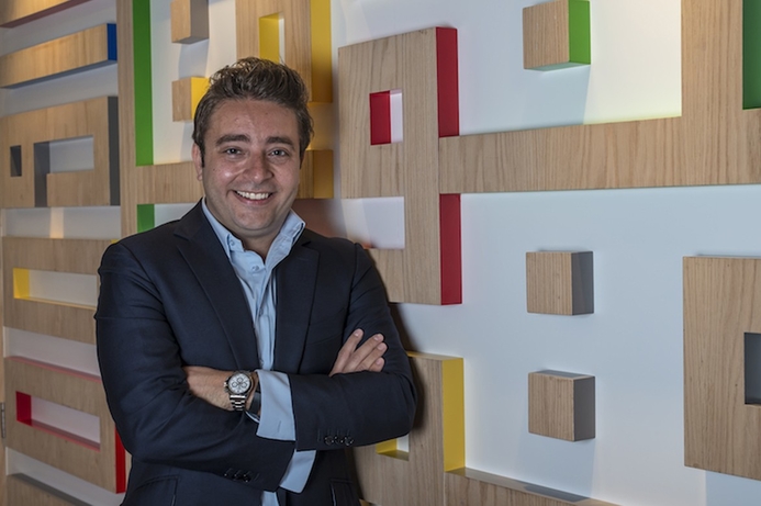 Sarkis: "Telcos want to combine their mass customers and their targeted customers. Digital will give them the levers to target this mass." Google offers digital change to telcos in MENA