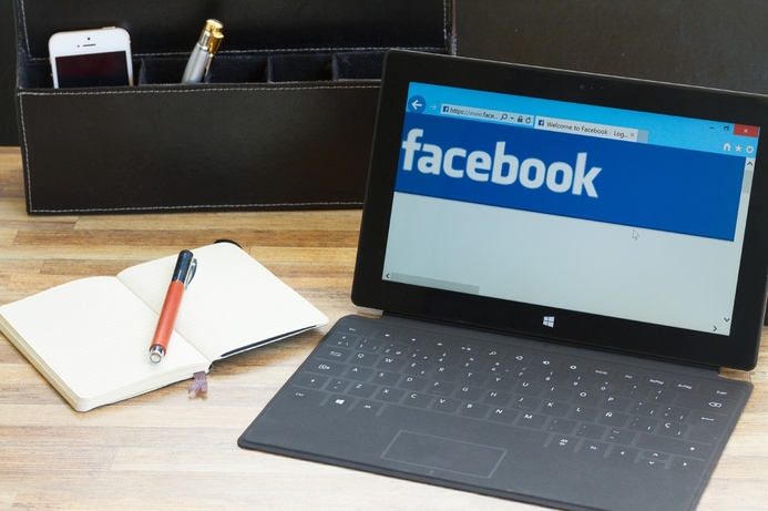 Facebook: "Your work account is only visible to people at your company and is separate from your personal account." Facebook trials 'Facebook at Work'