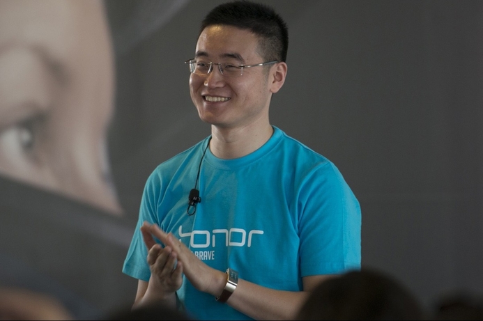 Baigong: Honor believes there's a real opportunity to bring a hugely successful "Single’s Day" to the Middle East this year. Largest online shopping day coming to the Middle East