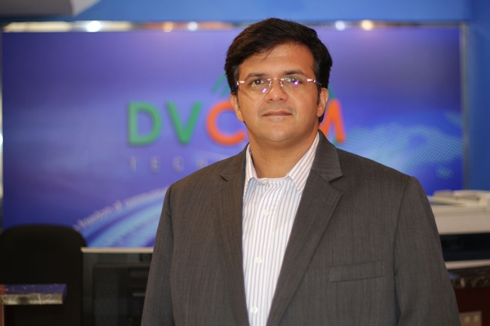 George: The phones extend the communication experience and facilitate better collaboration. DVCOM launches Yealink’s Skype for Business certified IP phones