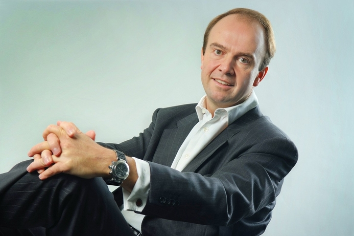 VMware Appoints Henri van der Vaeren as Vice President for Southern Europe, Middle East and Africa VMware announces EMEA vice president