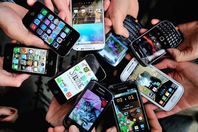 This sale in smartphone units was a 9% increase compared to 2016 as smartphone buyers are spending more for a better device, says Gartner. Global smartphone sales spike in Q1 2017