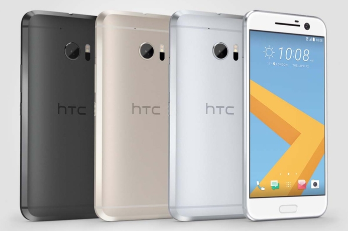 The HTC 10 comes in colours Carbon Grey, Glacier Silver and Topaz Gold HTC lures customers with generous gift vouchers