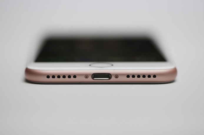 The new iPhone features advanced camera systems, more power and performance with enhanced battery life, immersive stereo speakers, wide colour system from camera to display and is the first water and dust resistant iPhone. Apple’s iPhone 7 is here at last