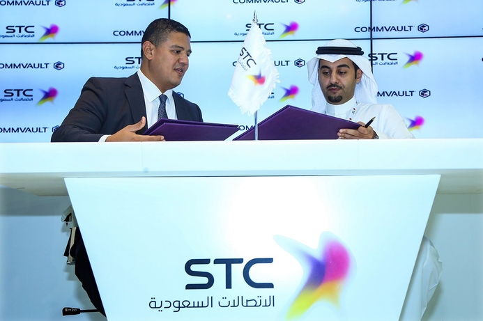 Commvault’s Hemdan (l), says there are opportunities in data management. STC selects Commvault for BaaS for KSA