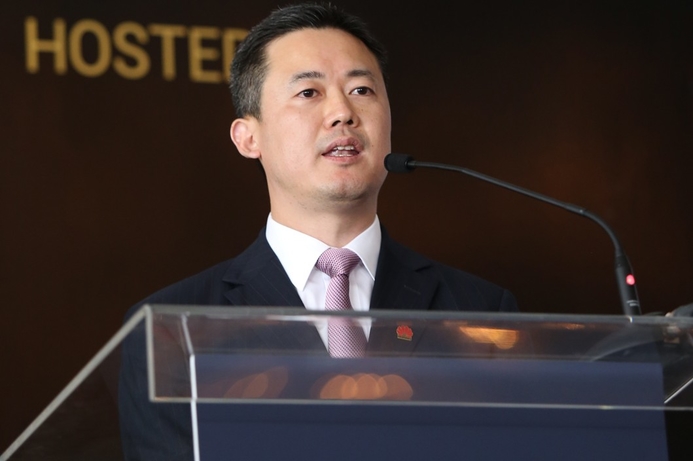 Yang highlights Huawei's “All Cloud” strategy, which focuses on delivering a ROADS experience to shape the cloud. Huawei returns as host of SAMENA Telecom Leaders’ Summit