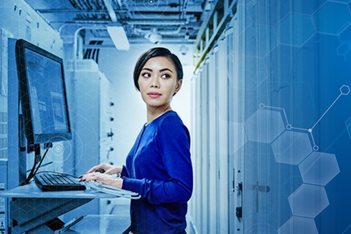 Schmidt: "The more data consumers and network users need, the more services they expect, the more critical speed becomes. This is a global phenomenon and one of the top challenges that data centre managers will face." CommScope’s launches high speed migration platform