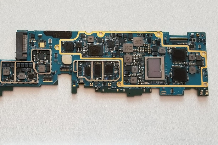 The Snapdragon 835 SoC built into the mobile PC platform features the Qualcomm Kryo 280 CPU. Qualcomm: OEMs to build Windows 10 PCs powered by Snapdragon
