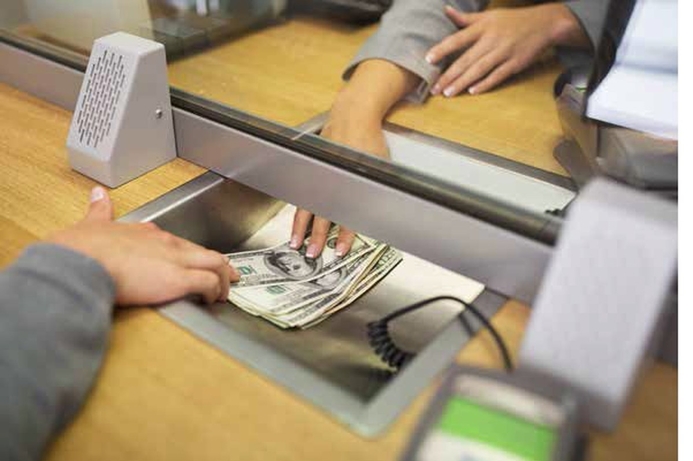 A plug in on Messenger facilitates transfer of funds from bank accounts or cash at retail agents. Western Union’s bot transfers money through Facebook Messenger