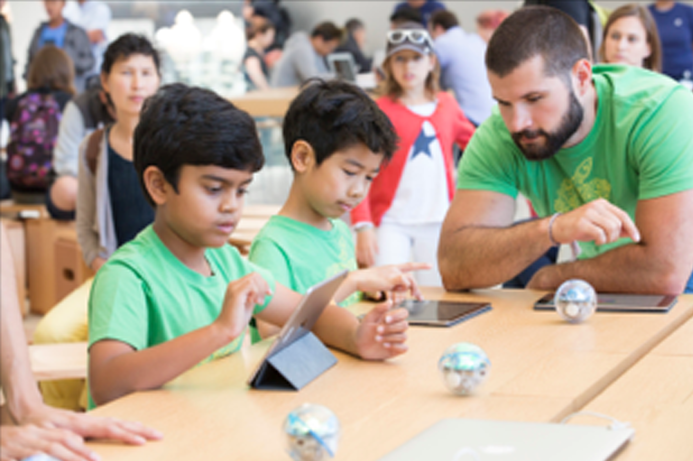 Cloud computing, Collaboration, E-commerce, Education, Entertainment, Mobile web, Research, Support, Web, Business applications, Apple Incorporated Apple opens free Summer Camp for kids