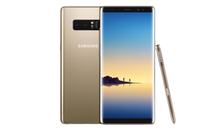 The 6.3-inch Quad HD+ Super AMOLED Infinity Display, an updated S Pen and two 12MP rear cameras clear standouts with the Note8. SOUQ.com avails Samsung Galaxy Note8 to pre-order
