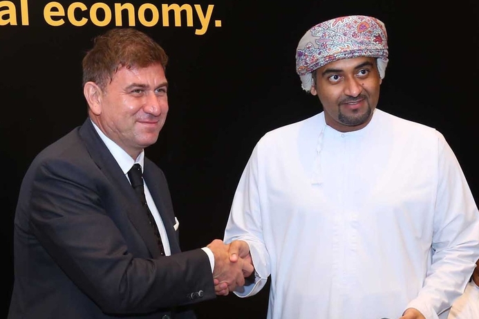(Center left to right): Tayfun Topkoc, managing director, of SAP UAE and Oman and Abdulmonem Al-Futaisi, COO, Awsar announced a cloud partnership. SAP and Awasr bring Cloud services to Oman