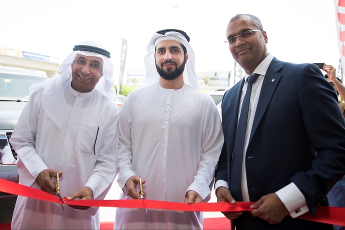 HE Dr. Sheikh Sultan Al Qassimi (left), Ammar Al Malik, executive director, Dubai Internet City and Anurag Agrawal, managing director, Canon middle East at the official launch of the Innovation Centre. Canon unveils first Innovation Centre in Middle East