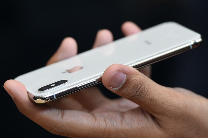 There is reportedly a supply shortage due to three key components. Only 3 million iPhone X handsets ready for launch: KGI Securities