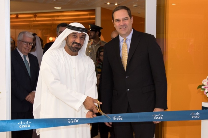 HH Sheikh Ahmed bin Saeed Al Maktoum, President of Dubai Civil Aviation Authority and Cisco CEO Chuck Robbins, open the Innovation & Experience Centre. Cisco opens innovation centre in Dubai