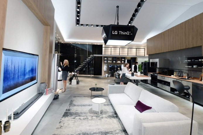 LG reimagines the home. CES 2018: LG dives deeper into artificial intelligence