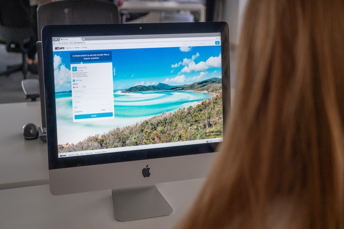 Creatives and corporates can use Hey Ants to transfer multiple files of up to 2GB for free and without registration. UAE-based start-up, Hey Music, unveils free file transfer service