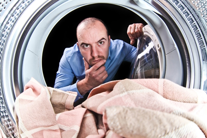 No excuses: LG smart home appliances and apps will help all members of the family to manage household chores. LG: Smart home devices will balance the battle of the sexes