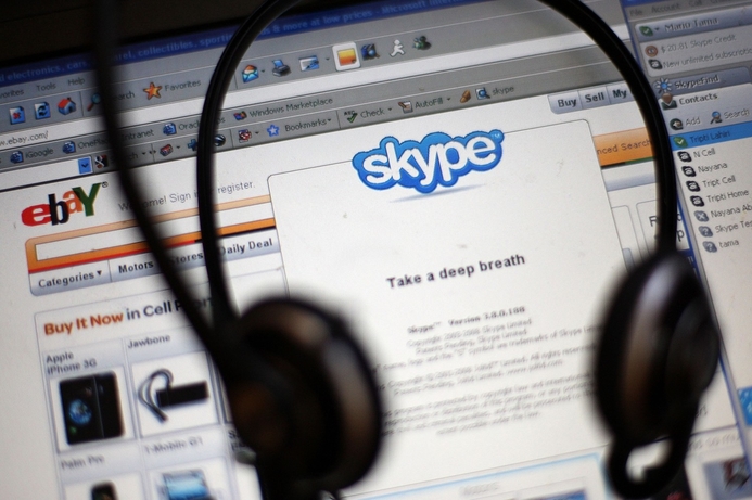 Users who had problems with Skype said that while they could see and hear the other party, the other party could not see or hear them properly. Confusion reigns over Skype problems in UAE