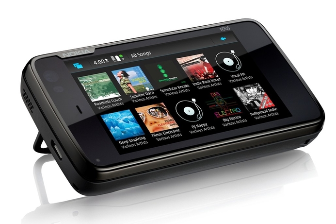 The Nokia N900 smartphone promises to deliver PC-like performance. Nokia N900 to land in the Gulf next month