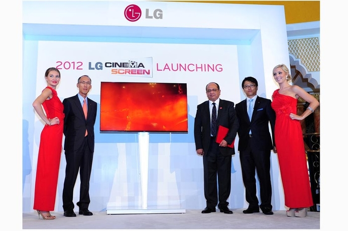 LG's 3D bezel TV is less than 1mm thick. LG reveals world's thinnest 3D bezel TV