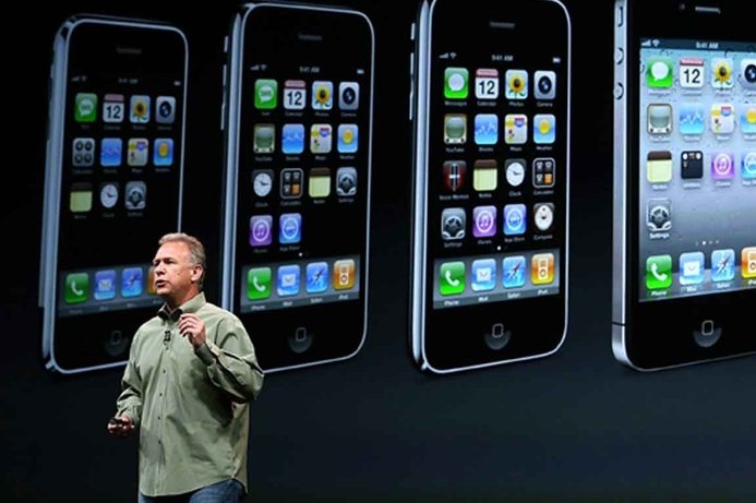 Apple Senior Vice President of Worldwide product marketing Phil Schiller announces the new iPhone 5. Apple introduces iPhone 5