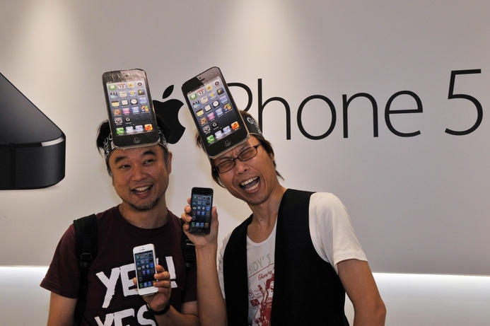 Not all Japanese iPhone 5 buyers were as lucky as these two, after stocks were stolen from three stores just hours before launch. Raiders steal Japanese iPhone 5 hours before launch