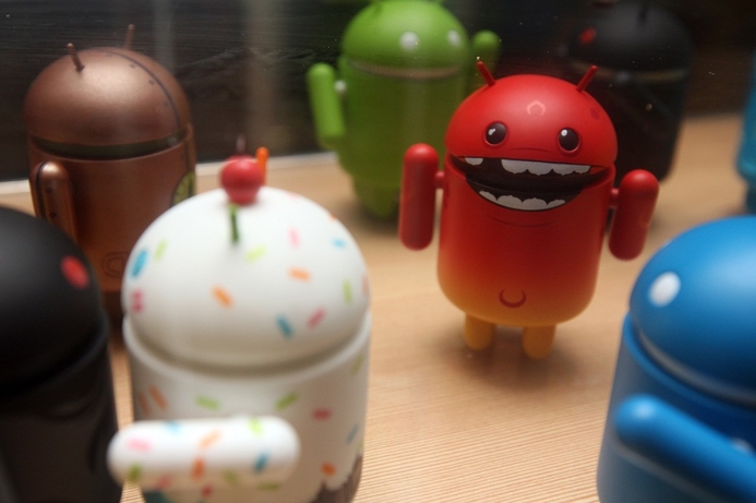Android-based smartphones accounted for 81% of all unit shipments in the third quarter of this year. Android breaks 80% milestone in OS market share