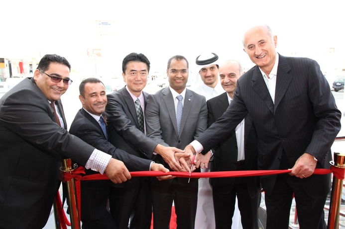 Canon Officials inaugurate the Qatar Showroom. Canon opens Qatar business showroom with Salam