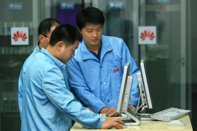 Huawei: The ATAE cluster solution offers comprehensive support that enables efficient operations for network evolution. Huawei releases ATAE cluster solution
