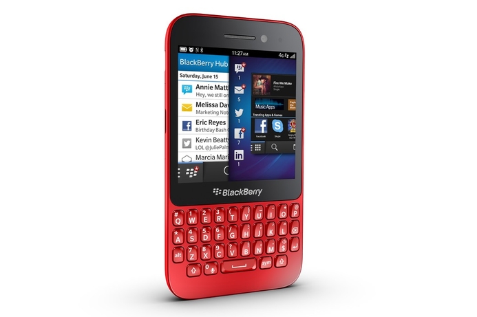 The handset features a 3.1-inch touch screen as well as a Qwerty keyboard. BlackBerry Q5 targets budget segment for BB10 OS