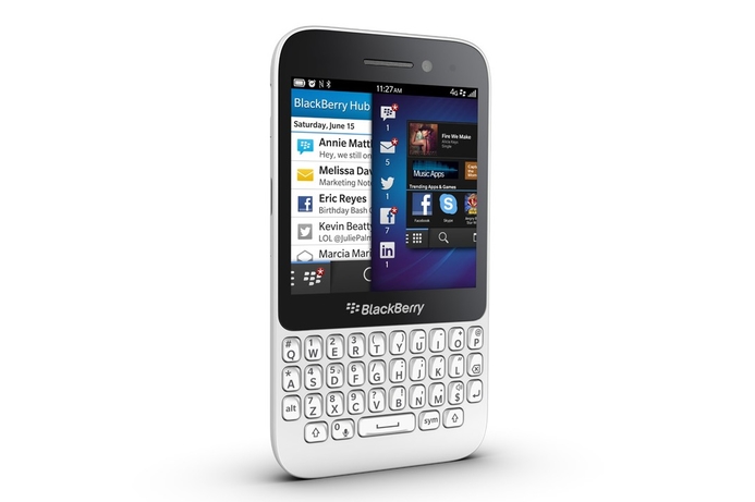 The processor is a Dual Core 1.2 GHz. BlackBerry Q5 targets budget segment for BB10 OS