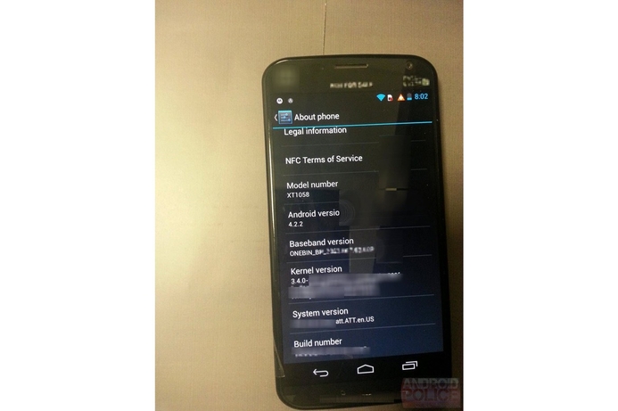 Androidpolice.com splashed a series of shots of the handset, citing an unnamed insider who handed over several general photos of the handset and others of onscreen bench test results, some of which show specification information. Revealed: Moto X specs