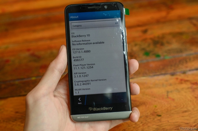The handset reportedly runs BlackBerry 10.2. BlackBerry opts for phablet with A10