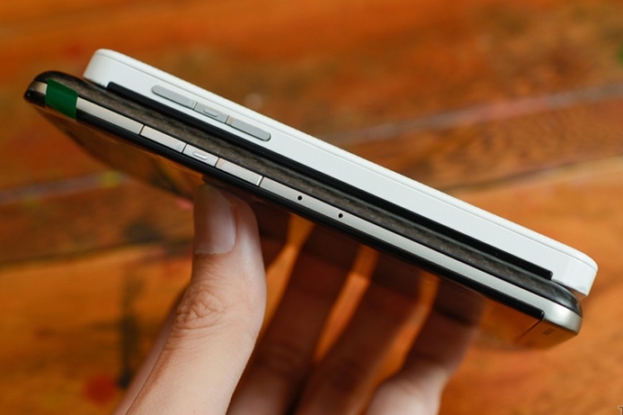 The handset is expected to be available by the fourth quarter of this year, with some reports suggesting a November release date. BlackBerry opts for phablet with A10