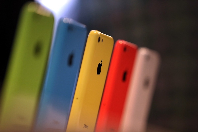 The iPhone 5C was supposed to be Apple’s ticket into emerging markets. Pre-orders for iPhone 5C modest at best