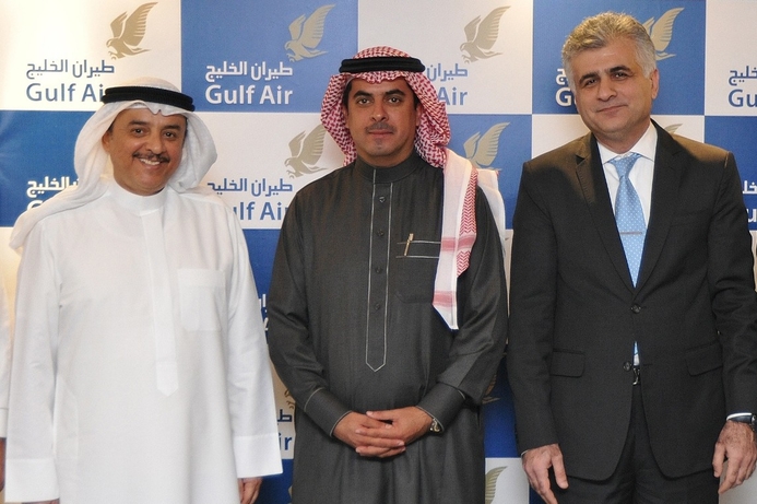 (l-r) Maher Al Musallam, acting CEO of Gulf Air; Abdul Rahman Al Thehaiban, vice president of Oracle; and Dr. Jassim Haji, director of IT, Gulf Air. Gulf Air completes Oracle E-Business Suite R12 upgrade