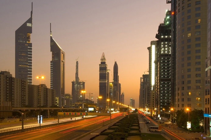 Du is planning for wireless connectivity solutions in high-rise buildings in the UAE. Du plans wireless connectivity for high-rises