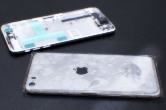 Pressure from cheaper competitors has led Apple to develop an iPhone 6 with 4.7-inch and 5.5-inch screens. Apple’s iPhone 6 may face day-one supply problems