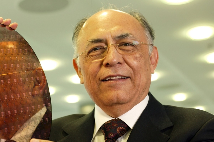 Ruiz has been named by Bloomberg as the AMD executive who passed on insider information about the formation of Globalfoundries. Globalfoundries chairman linked to fraud probe