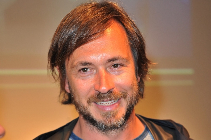 Newson: What Google have done thus far, I wouldn’t be seen dead wearing. Apple bags design guru, days before iWatch launch