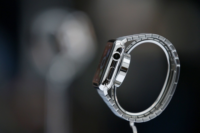 IHS says the hardware cost to retail price ratio for the Apple Watch is typical of first-gen products. New-gen Apple Watch shows higher-than-usual retail mark-up